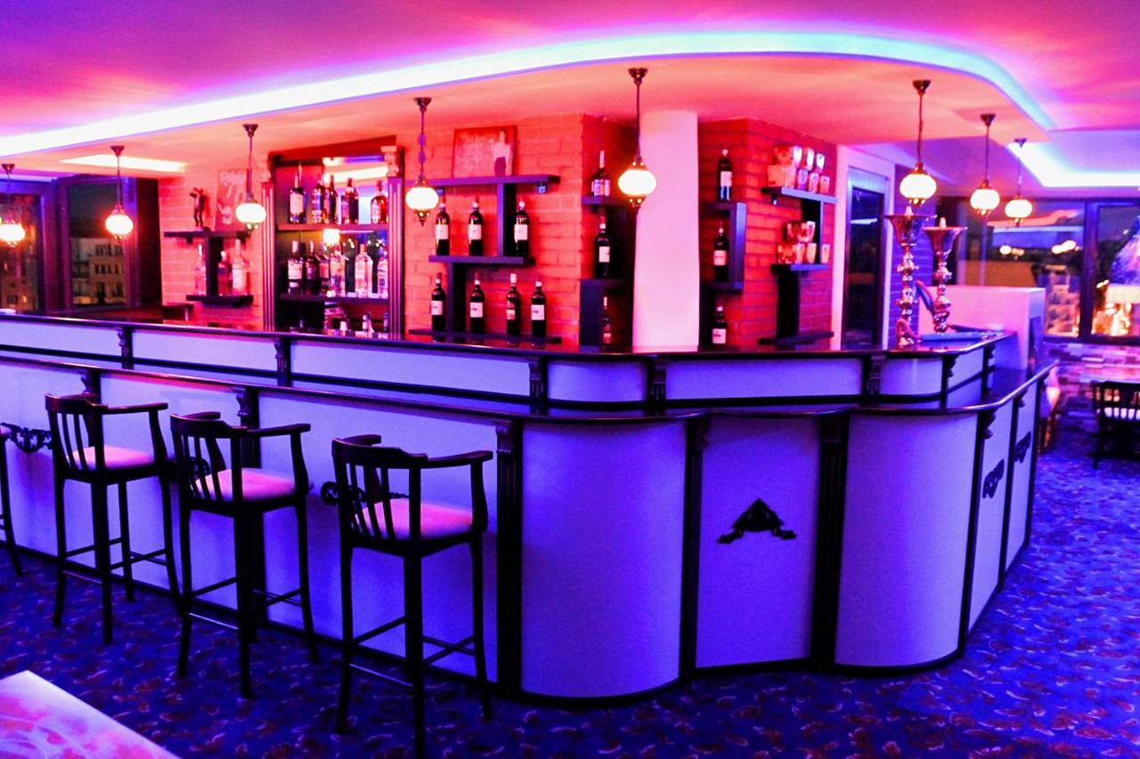 Anadolu Star Hotel & Casino Batumi Esterno foto